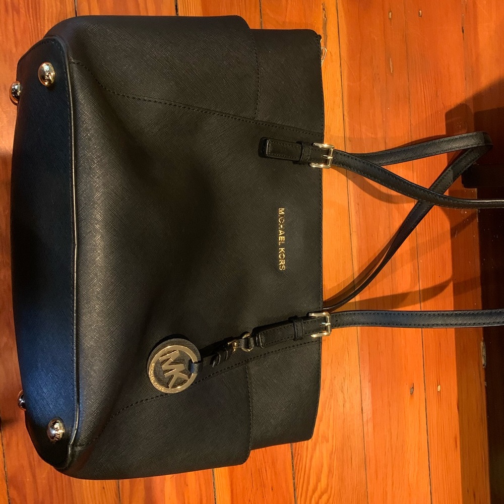 Black Michael Kors purse